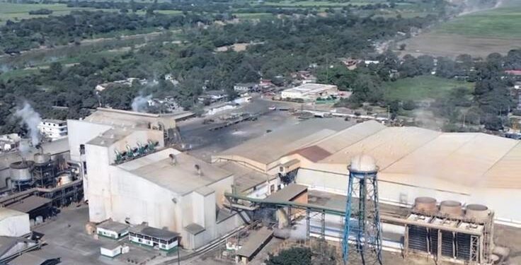 Acusan contaminación persistente de ingenio veracruzano