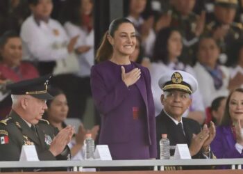 Sheinbaum conmemora el Día de la Mujer y destaca la contribución femenina en México