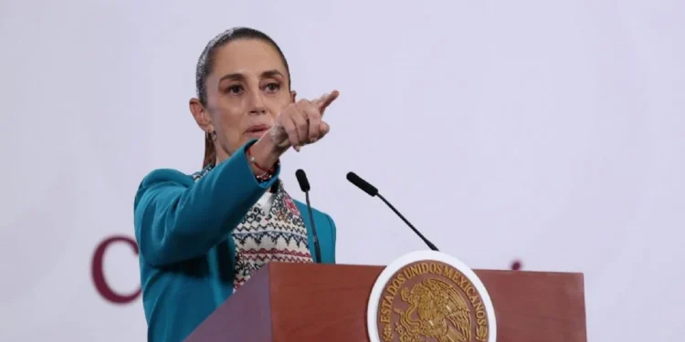 Sheinbaum niega fuga de hidrocarburo desde Cantarell y anuncia reunión con grupo que atiende el derrame