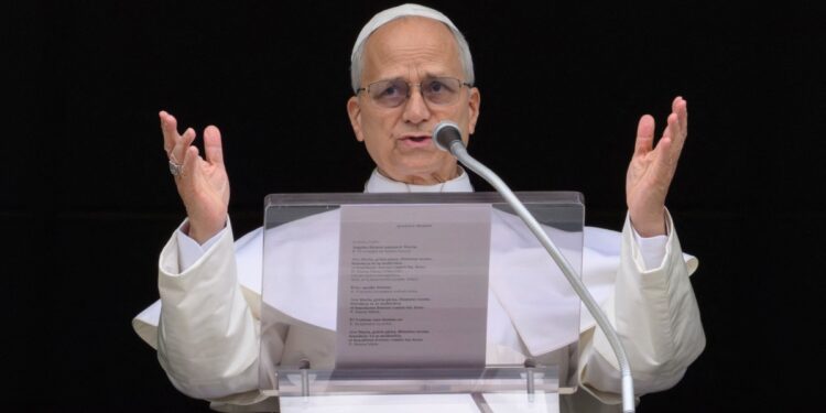 Papa León XIV pide alto al fuego y abrir vías de diálogo ante la guerra en Medio Oriente