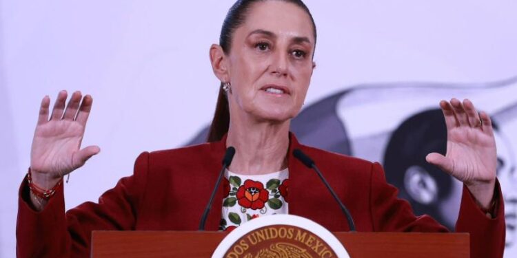 Sheinbaum defiende ley de inversión en infraestructura y descarta riesgos para las Afores