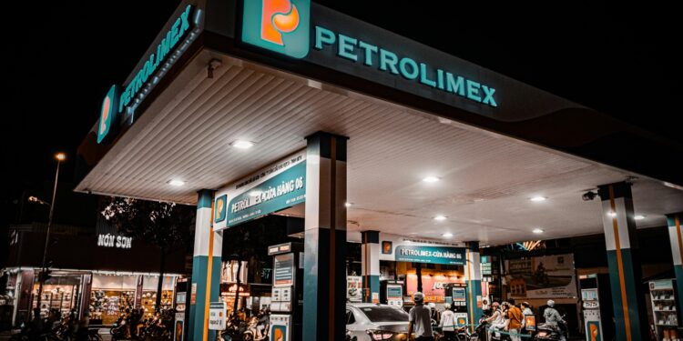 Petróleo volátil amenaza ingresos de México: mercado entra en fase de alta incertidumbre