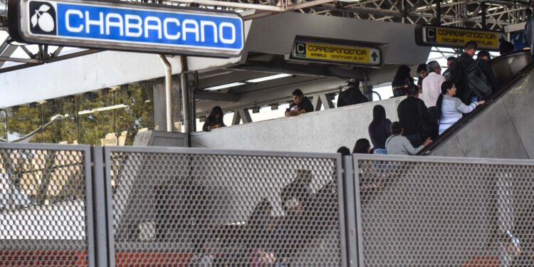 Revela sindicato del Metro cifras de abandono crítico y estar al borde del colapso