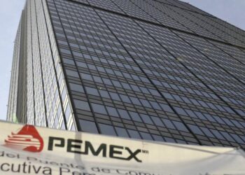Pemex denuncia a empleada por presunto enriquecimiento tras lujosa fiesta de su hija