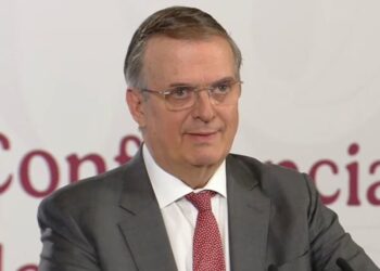 “No veo un abuso, fue la preocupación de un papá”, justifica Ebrard la estancia de su hijo en la embajada de México en Londres