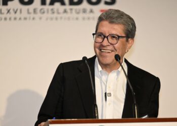 Recibe Comisión Permanente iniciativa del diputado Ricardo Monreal para establecer como nulidad de elecciones la intervención extranjera