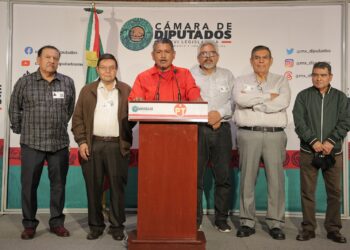 Respalda Jorge Ortiz a habitantes de Punta Mita, Nayarit, que se oponen a privatización de la playa Las Cocinas