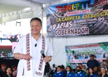 Julio Menchaca encabeza la edición número 100 de las Ferias de Servicios para el Pueblo