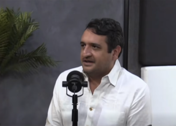 Estoy en la política porque tengo la vocación de ayudar al pueblo, de trabajar por y para el pueblo: Andrés Manuel López Beltrán