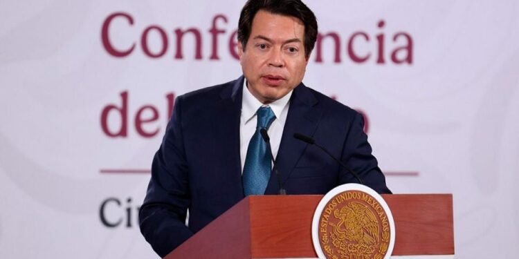SEP da marcha atrás: Mario Delgado anuncia que el próximo lunes se definirá el calendario escolar