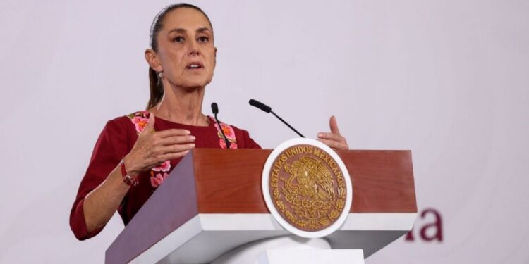 “Ningún embajador debe meterse en la política de otros”, llama Sheinbaum a diplomáticos mexicanos y de otros países