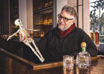 Guillermo del Toro protagoniza campaña Patrón sobre identidad mexicana
