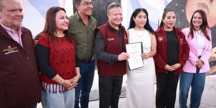 Gobierno de Hidalgo impulsa la cultura, la infraestructura y el deporte como ejes de transformación: Julio Menchaca inauguró murales en Mineral de la Reforma y Mineral del Monte