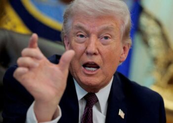 Tribunal de apelaciones permitirá que gobierno de Trump continúe aplicando arancel global del 10%