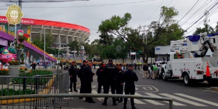 Inicia el cierre de vialidades en las inmediaciones del Estadio Azteca previo al partido de México contra Chequia
