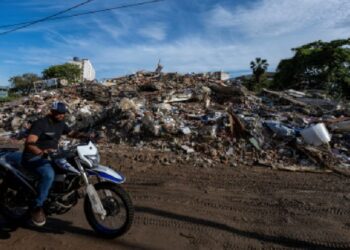 Suman seis días de labores de rescate en Venezuela: crecen a mil 943 las personas fallecidas y hay más de 10 mil heridos