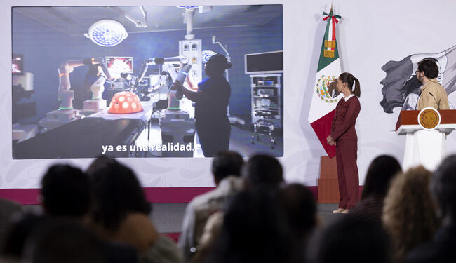Gobierno de México innova y transforma la atención a la salud en el IMSS, ISSSTE e IMSS Bienestar con equipos modernos: Presidenta