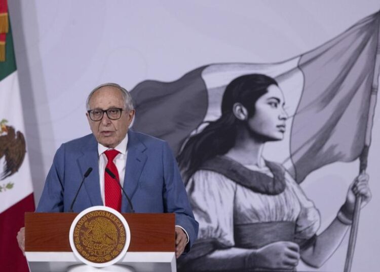 SSa descarta brote de Cyclospora en México y rechaza vínculo con lechugas de Guanajuato