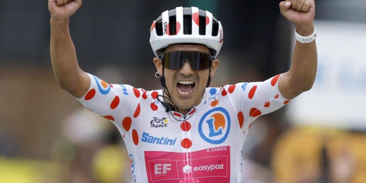 Isaac del Toro acaricia el podio del Tour de Francia 2026 tras superar la etapa reina