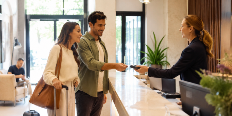 Industria hotelera pierde ingresos mientras los costos siguen aumentando: Zatlas
