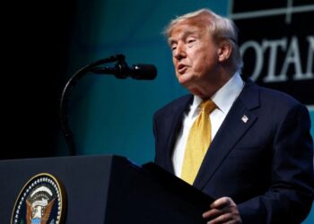 Trump lanza nueva ofensiva contra Irán con bloqueo y cobro del 20% por seguridad en Ormuz