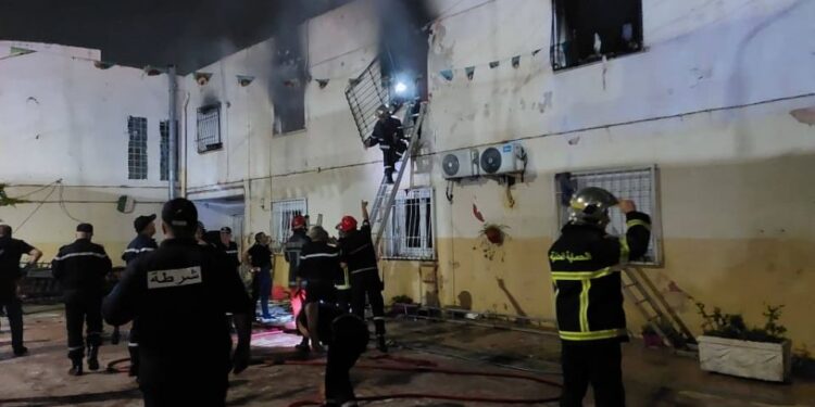Tragedia en Argelia: incendio en fundación deja 11 niños muertos y 19 heridos