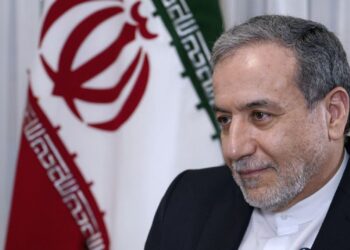 Irán acusa a EU de mantener un enfoque “irracional y autoritario” que frena un acuerdo