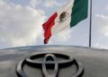 Economía destaca permanencia de Toyota en Guanajuato; Trump atribuye traslado de producción a aranceles