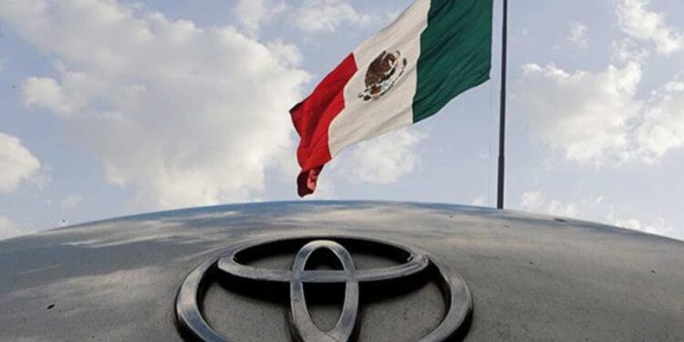 Economía destaca permanencia de Toyota en Guanajuato; Trump atribuye traslado de producción a aranceles