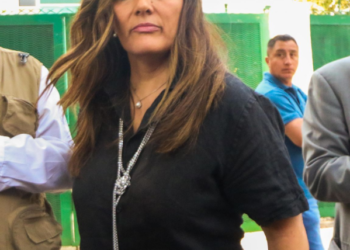 Nieta de Jorge González Camarena convoca a víctimas de despojo a formar ‘eslabón humano’