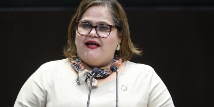 Promueven reforma que prohíbe uso de perfiles con IA para publicidad dirigida a la niñez y adolescencia