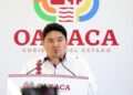 MIGAJAS PARA MÉDICOS, ENFERMERAS Y PERSONAL DE APOYO; OPULENCIA PARA TITULAR DE LOS SSO