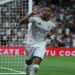 Mbappé celebra el regreso de Mourinho al Bernabéu con un triplete