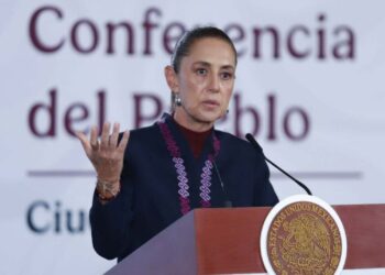 Rocha Moya se queda con licencia; Sheinbaum: “Es decisión de él”