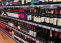 Especialistas piden elevar el IEPS al alcohol para mejorar recaudación y salud