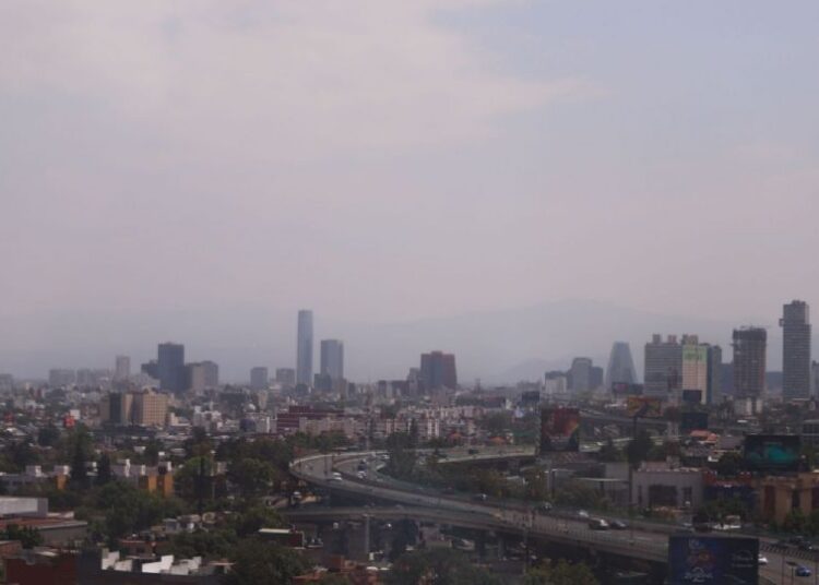 La fase 1 de contingencia ambiental se prolonga en el Valle de México la mañana de este domingo