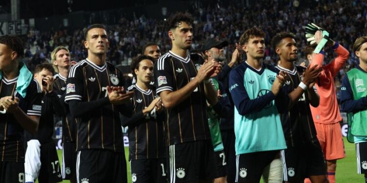 Grecia frena a Alemania y deja a Klopp contra las cuerdas