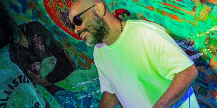 Pacho López y la cumbia mestiza impulsan “parceros” con el sencillo “Qué Ska-Pasando” a nivel nacional
