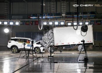 TIGGO 7 supera prueba pública de choque a 50 km/h y demuestra sus capacidades de protección familiar