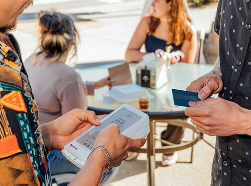 Conectar los canales de pago simplifica la operación de las empresas