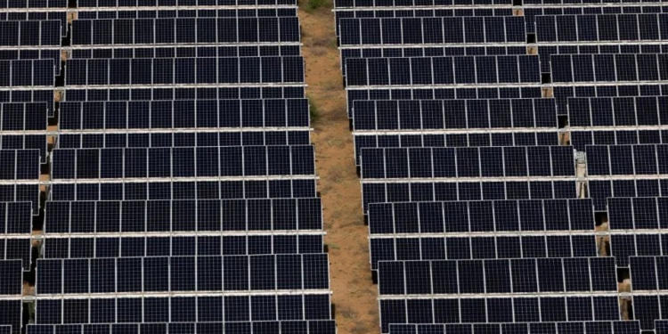 China busca que en la cumbre de la COP31 se aborden los aranceles contra su tecnología limpia