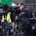 Departamento de Justicia investiga si protesta de medios que cubren la Casa Blanca violó la ley antimonopolio de EU