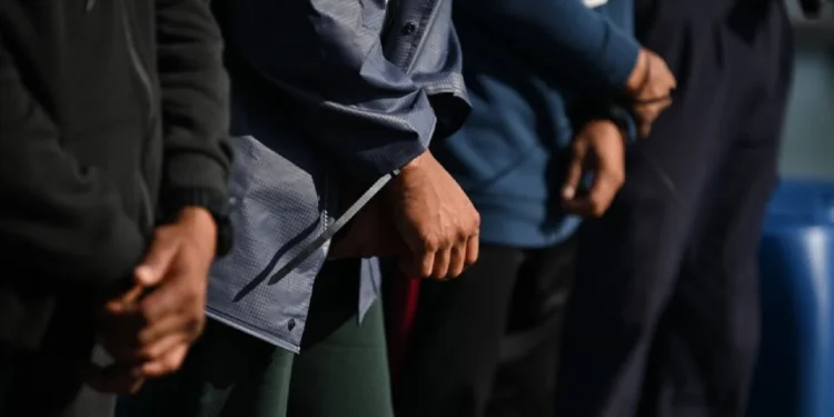 Desmantelan red de tráfico de drogas que usaba drones para hacer envíos en España; hay 10 detenidos