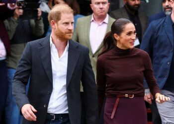 «Hay quienes no quieren»: el príncipe Harry asegura que busca reconciliarse con su familia tras regresar a Reino Unido