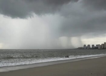 Se mantiene la alerta en Colima y Jalisco por el huracán «Trudy» ante lluvias intensas