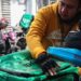 Protestan repartidores por app en el Congreso de la CDMX contra propuesta para prohibir el transporte de pasajeros en moto